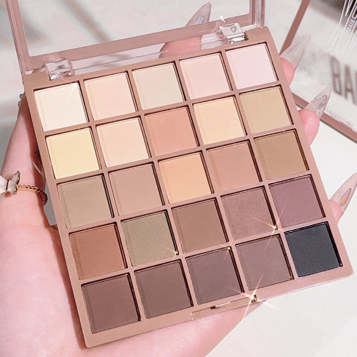 Eyeshadow palette in 25 colors, matte brown nude multi-color eyeshadow, high color rendering, waterproof and sweatproof, daily e